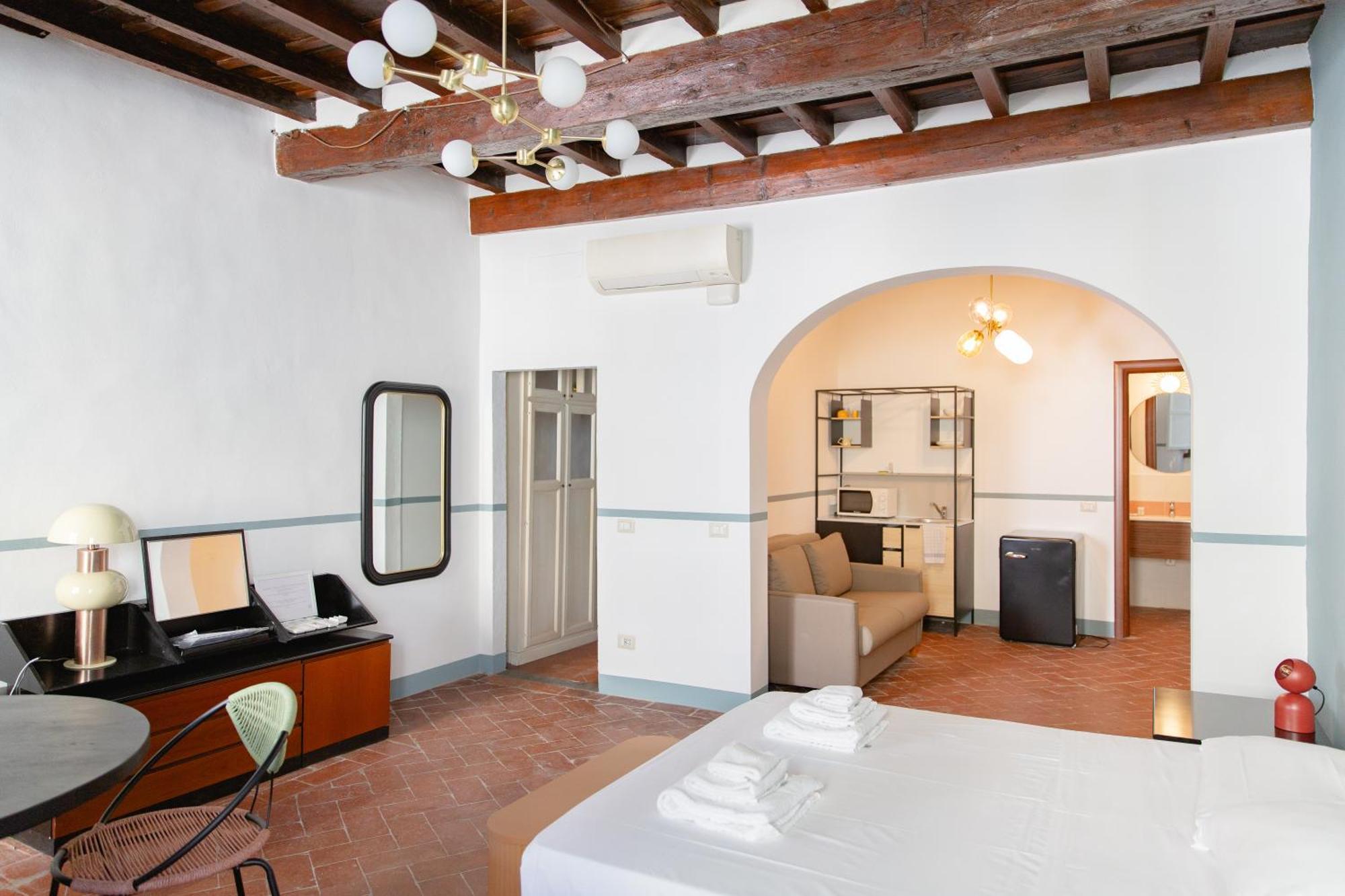 Stunning & Sunny Near Piazza Santo Spirito Apartamento Florencia